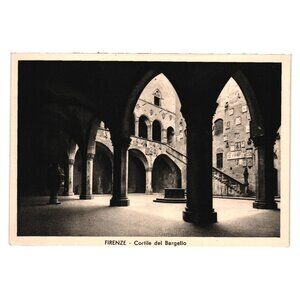Vintage Firenze Postcard Corile Del Bargello Casa Editrice Gino Giusti Italy